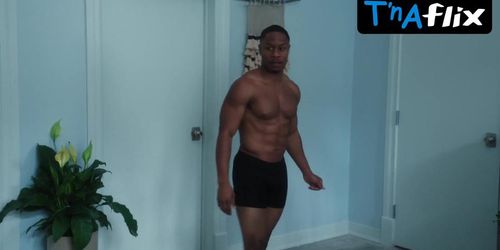 Khaneshia 'Kj' Smith Sexy Scene  in Sistas