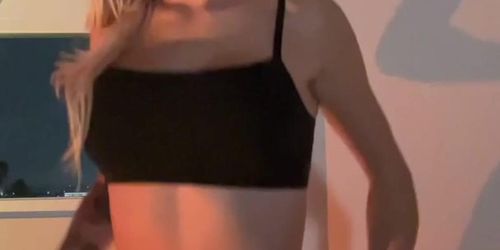 julie_ambrosee / lexi_love18 / Lexi Lynch / 18lexilove (Isabella Chrystin, Julie Ambrose, Lexi Love, Sally Walker)