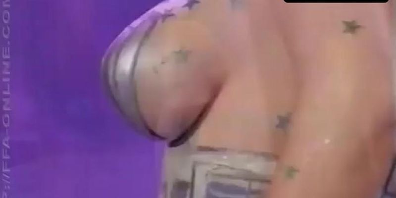 Rocio Marengo Breasts Scene  in Susana Gimenez
