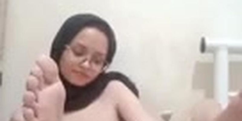 Cantik Awek Tudung Ni