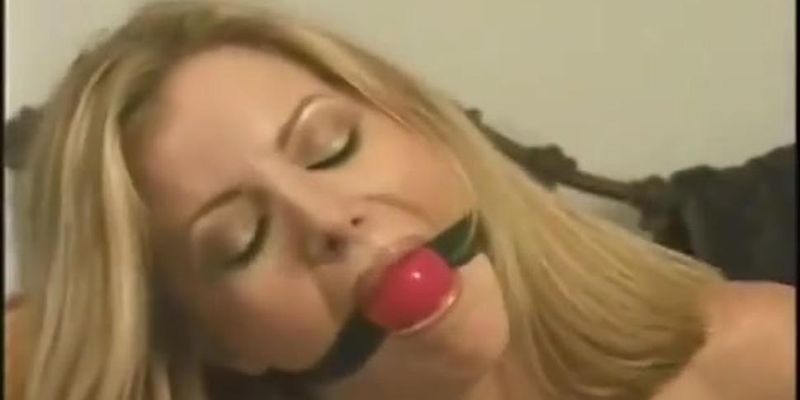 Women (Amber Michaels, Darla Crane)