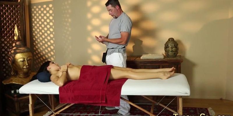 Massage latina fooled cum