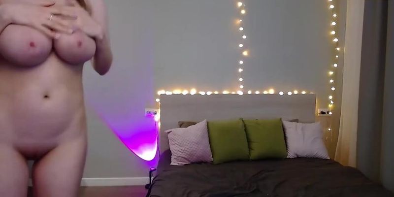 Streaptise Big Boobs