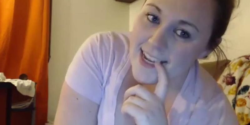 BBW ass plug big ass webcam
