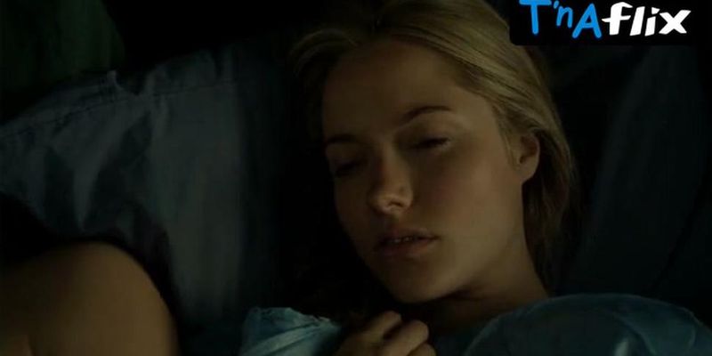 Sophie Lowe Sexy Scene  in Road Kill
