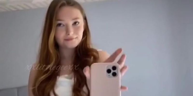 Naked Tiktok Dance + She is So Sexy and Hot