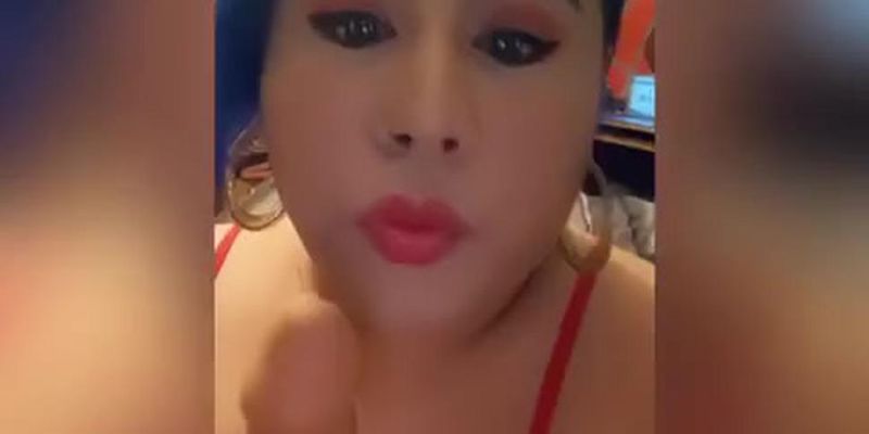 CD first time butt plug!