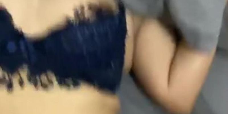 Tha,Girls wear blue lace dresses at the age of 40, plus