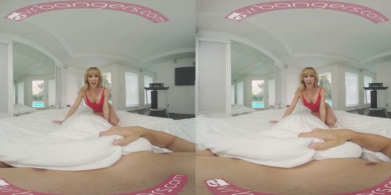 VRERS Naughty Mome Deville on Vacay VR Porn